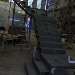 Escaleras metálicas para stands